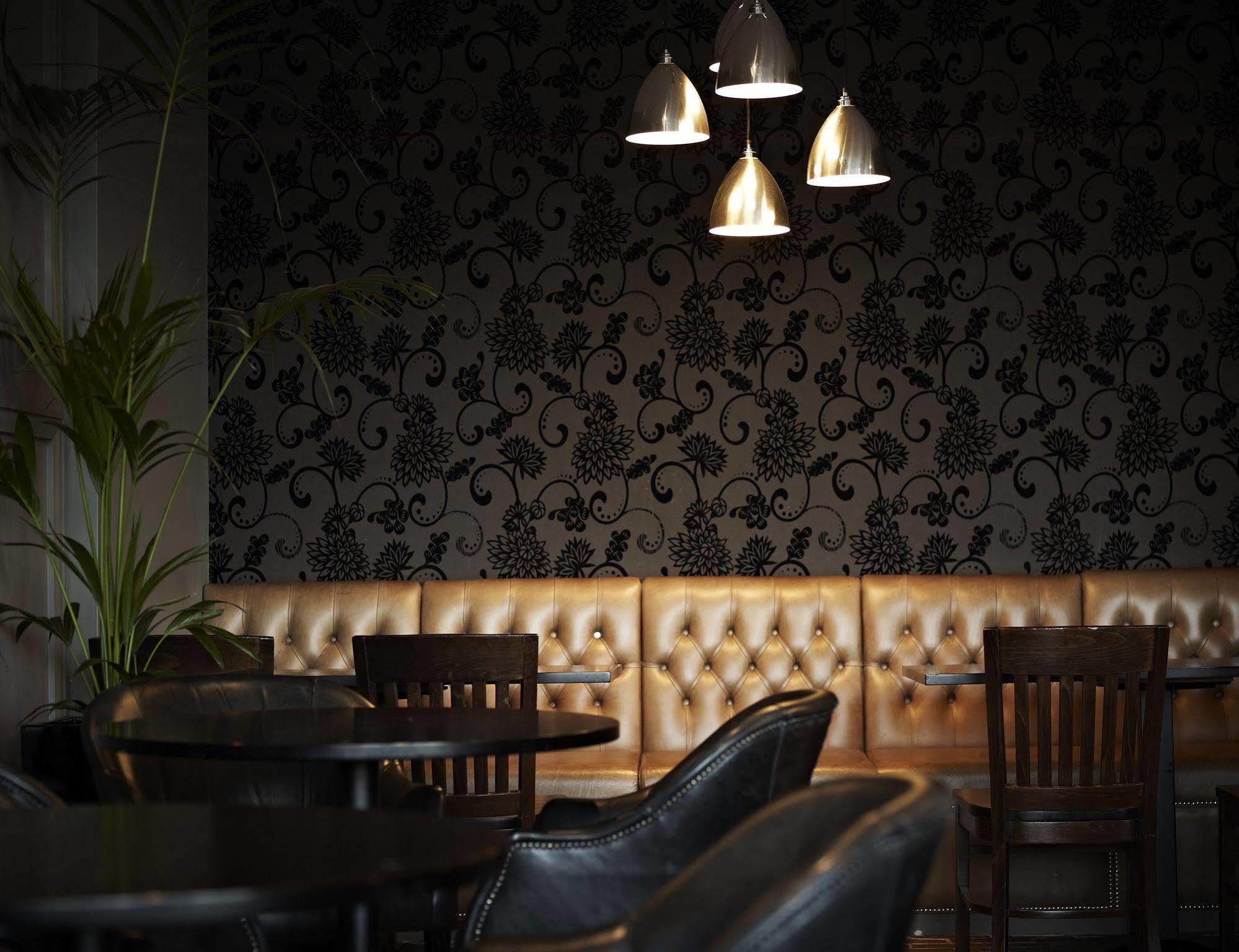 Village Hotel Solihull Zewnętrze zdjęcie